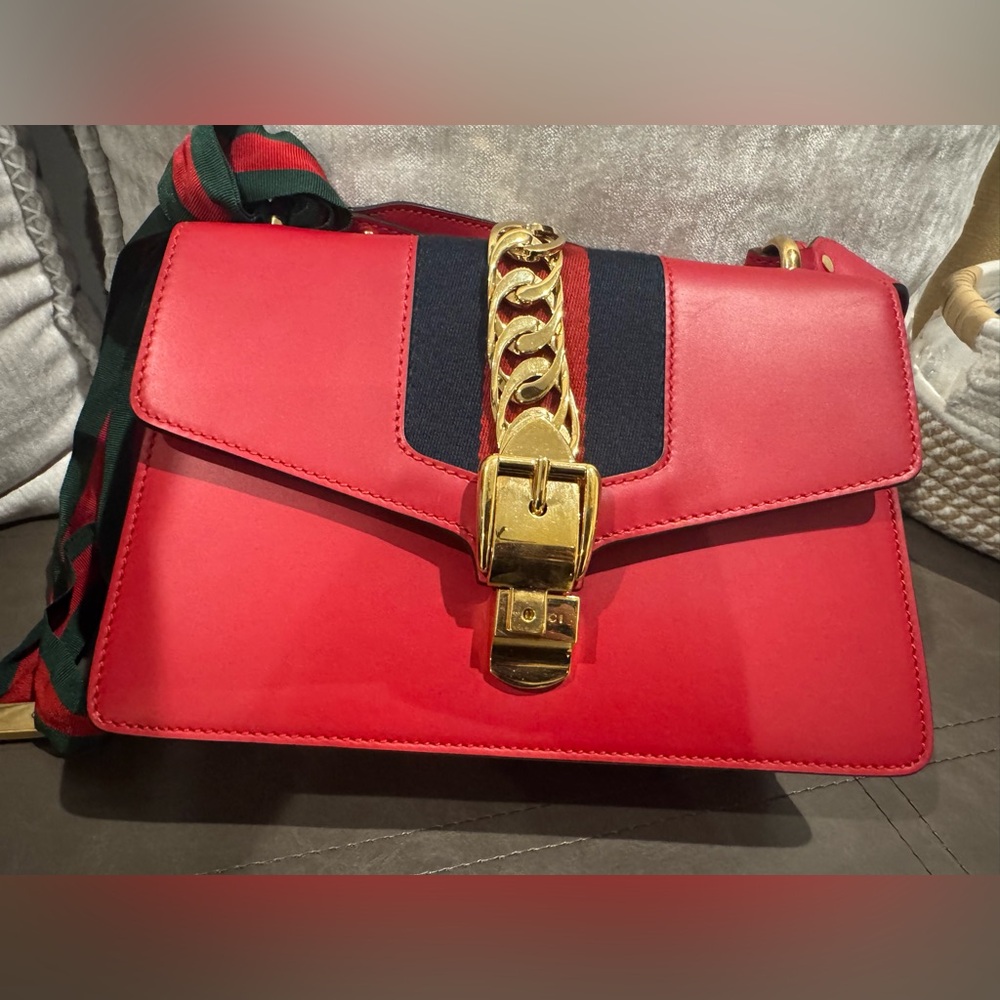 Gucci Sylvie Red Leather Shoulder Bag